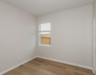 428 San Miguel Creek Drive - Photo Thumbnail 12