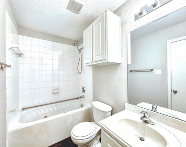 13327 Belvedere Park Court - Photo Thumbnail 25