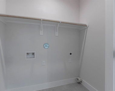 9309 Jutland Road - Photo Thumbnail 24