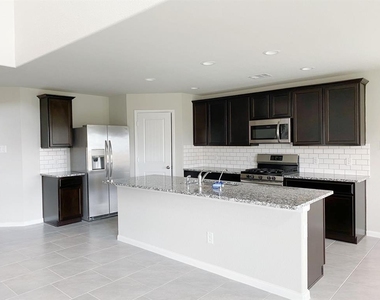 29630 Juniper Court - Photo Thumbnail 5