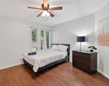 12727 Ashford Knoll Drive - Photo Thumbnail 25