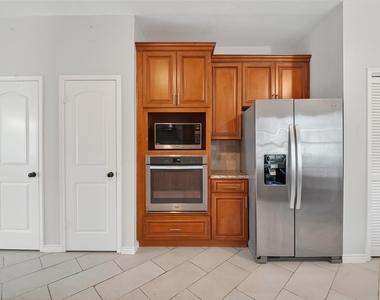 12727 Ashford Knoll Drive - Photo Thumbnail 20