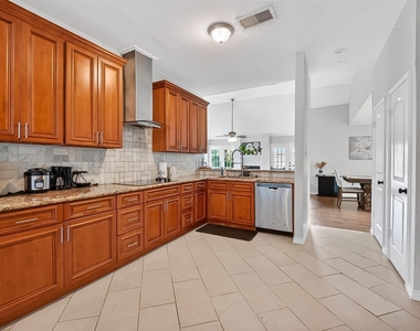 12727 Ashford Knoll Drive - Photo Thumbnail 15