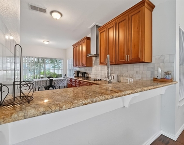 12727 Ashford Knoll Drive - Photo Thumbnail 13