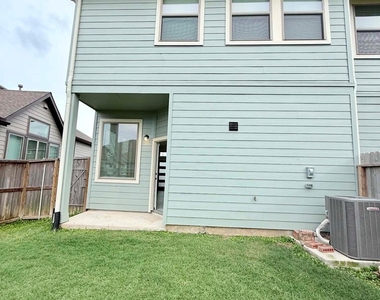 1539 Crystal Stream Drive - Photo Thumbnail 33