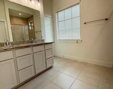 1539 Crystal Stream Drive - Photo Thumbnail 25