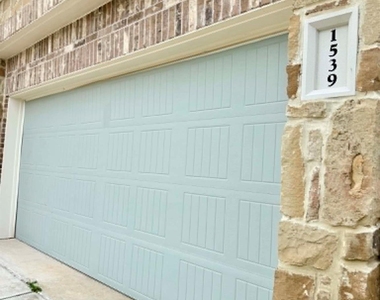 1539 Crystal Stream Drive - Photo Thumbnail 1