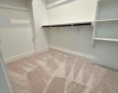 1539 Crystal Stream Drive - Photo Thumbnail 22