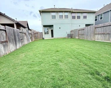 1539 Crystal Stream Drive - Photo Thumbnail 32