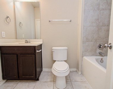13822 Roman Ridge Lane - Photo Thumbnail 21