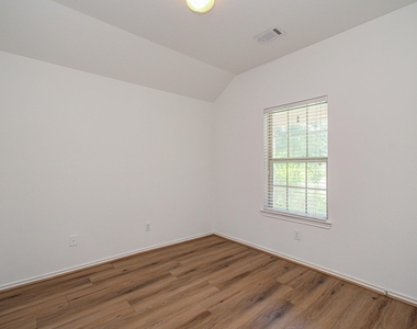 13822 Roman Ridge Lane - Photo Thumbnail 6