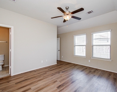 13822 Roman Ridge Lane - Photo Thumbnail 20