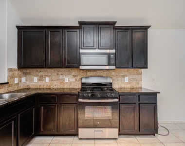 13822 Roman Ridge Lane - Photo Thumbnail 13
