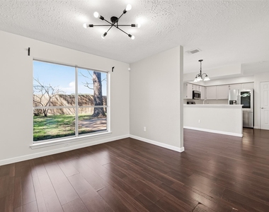 1507 Windys Way - Photo Thumbnail 9