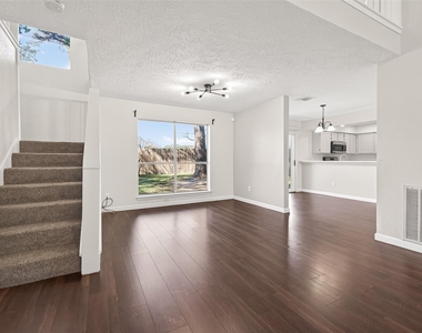 1507 Windys Way - Photo Thumbnail 7