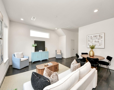 9448 Kerrwood Lane - Photo Thumbnail 10
