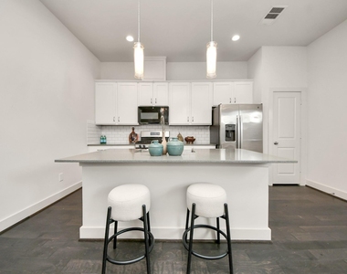 9448 Kerrwood Lane - Photo Thumbnail 13