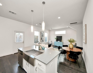 9448 Kerrwood Lane - Photo Thumbnail 14