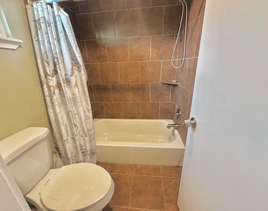 17502 Cassina Drive - Photo Thumbnail 34