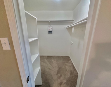 17502 Cassina Drive - Photo Thumbnail 27