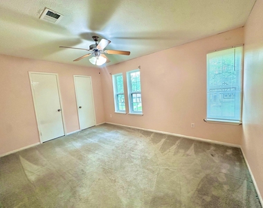 17502 Cassina Drive - Photo Thumbnail 25