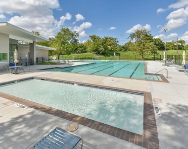 13819 Starhill Court - Photo Thumbnail 24