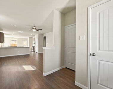 2923 August Mist Ln - Photo Thumbnail 9