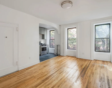 538 Pacific Street - Photo Thumbnail 1