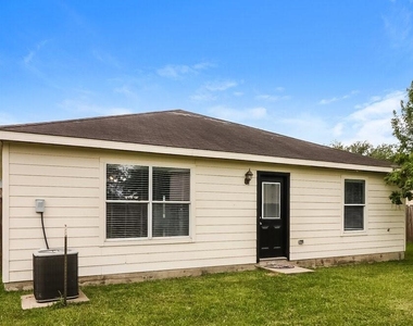 6919 Garnet Trail Lane - Photo Thumbnail 13