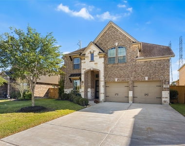 2736 Ahnya Lane - Photo Thumbnail 42