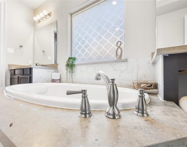 2736 Ahnya Lane - Photo Thumbnail 25