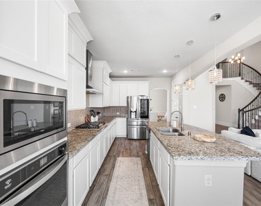 2736 Ahnya Lane - Photo Thumbnail 20
