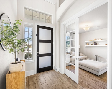 2736 Ahnya Lane - Photo Thumbnail 7