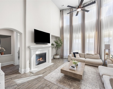 2736 Ahnya Lane - Photo Thumbnail 11