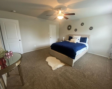 24207 Oakdale Hills Court - Photo Thumbnail 25