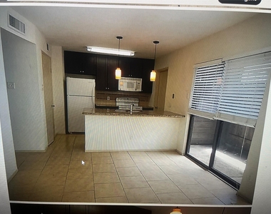 8020 Braesmain Drive - Photo Thumbnail 3