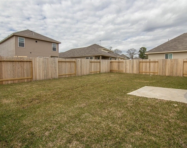 13827 Winding Path Lane - Photo Thumbnail 8
