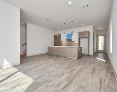 4025 Boho Lane - Photo Thumbnail 6