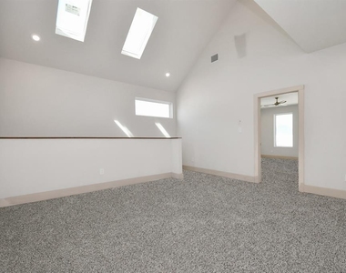 4025 Boho Lane - Photo Thumbnail 15