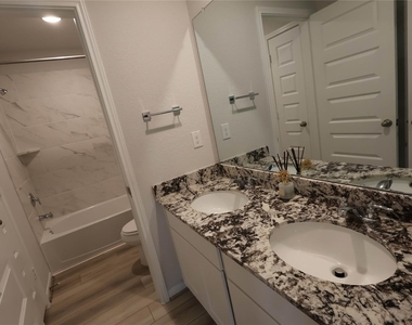 8371 Bristlecone Pine Way - Photo Thumbnail 11