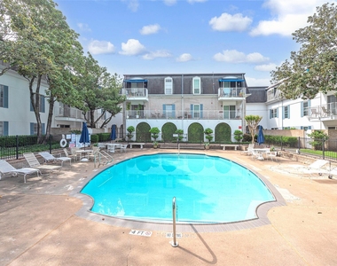 2601 Bellefontaine Street - Photo Thumbnail 27
