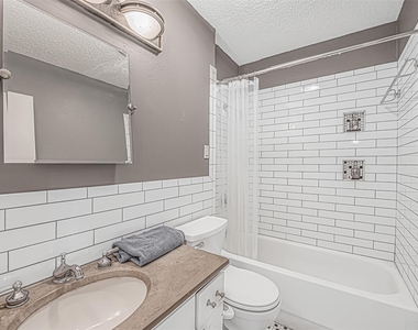2601 Bellefontaine Street - Photo Thumbnail 13