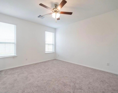 22326 Auburn Cabin Lane - Photo Thumbnail 14