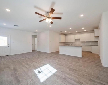 22326 Auburn Cabin Lane - Photo Thumbnail 2