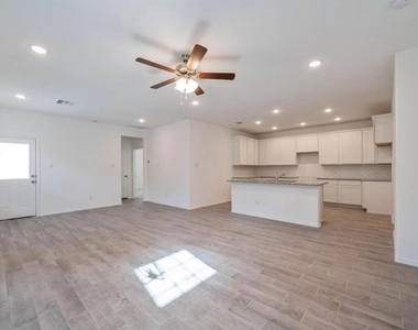 22326 Auburn Cabin Lane - Photo Thumbnail 6