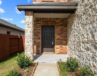22326 Auburn Cabin Lane - Photo Thumbnail 1