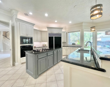 3 Maple Loft Place - Photo Thumbnail 17