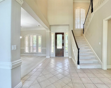 3 Maple Loft Place - Photo Thumbnail 3