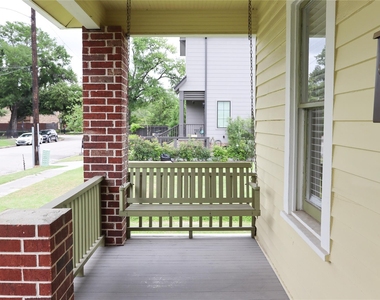220 W 16th Street - Photo Thumbnail 1