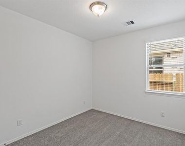 23015 Forebear Drive - Photo Thumbnail 8